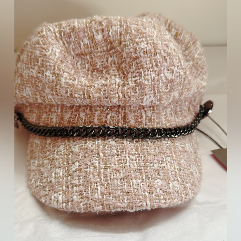 Vince Camuto Chain Strap Conducter Cap in Pale Pink - Picture 6 of 7